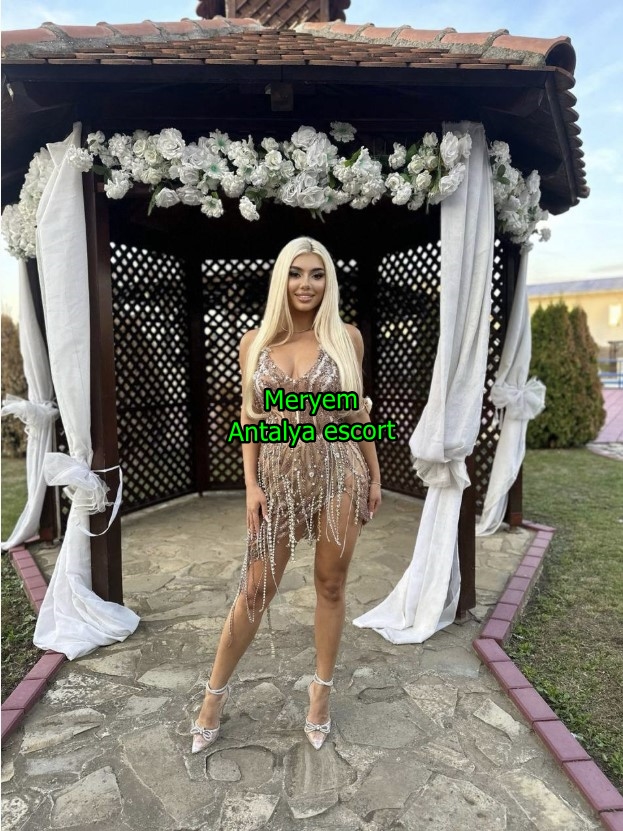 antalyaescortmeryem-3 Antalya Escort Meryem Yatakta Partnerime Harika Bir Gün Sunuyorum
